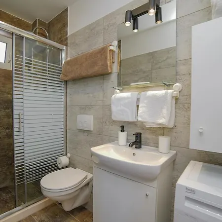 Lägenhet Gustav - Sea View With Balcony